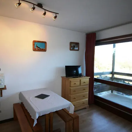 Studio Auris, 2 Pieces, 4 Personnes - Fr-1-297-91 Apartment *